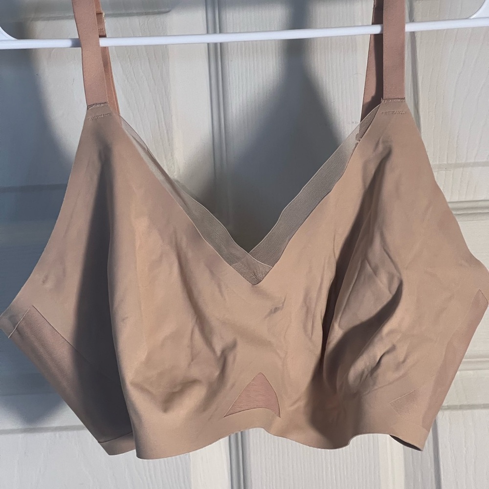 Honeylove Nude V-Neck Bralette